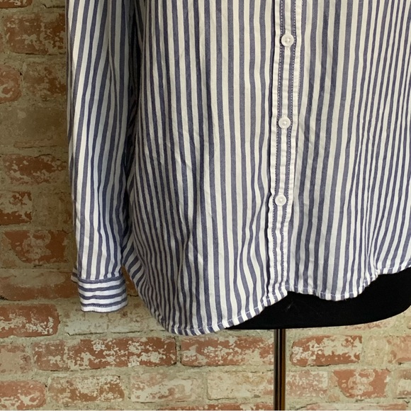 BEACHLUNCHLOUNGE Blue Striped Blouse Large Buttondown - Picture 5 of 11